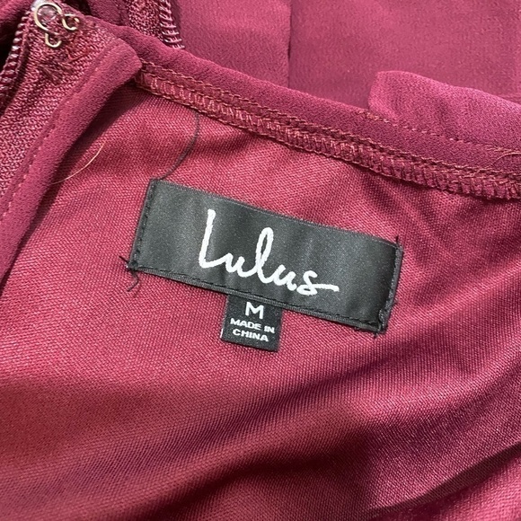 LULU’S Air of Romance Maxi Dress Burgundy Size Medium Chiffon NWT - Picture 12 of 15